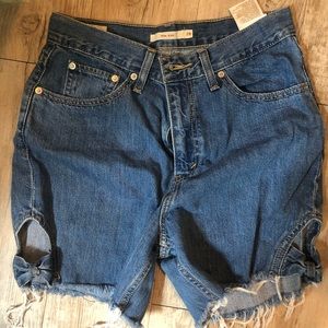 Women’s Levi Jean Shorts with Side Bow